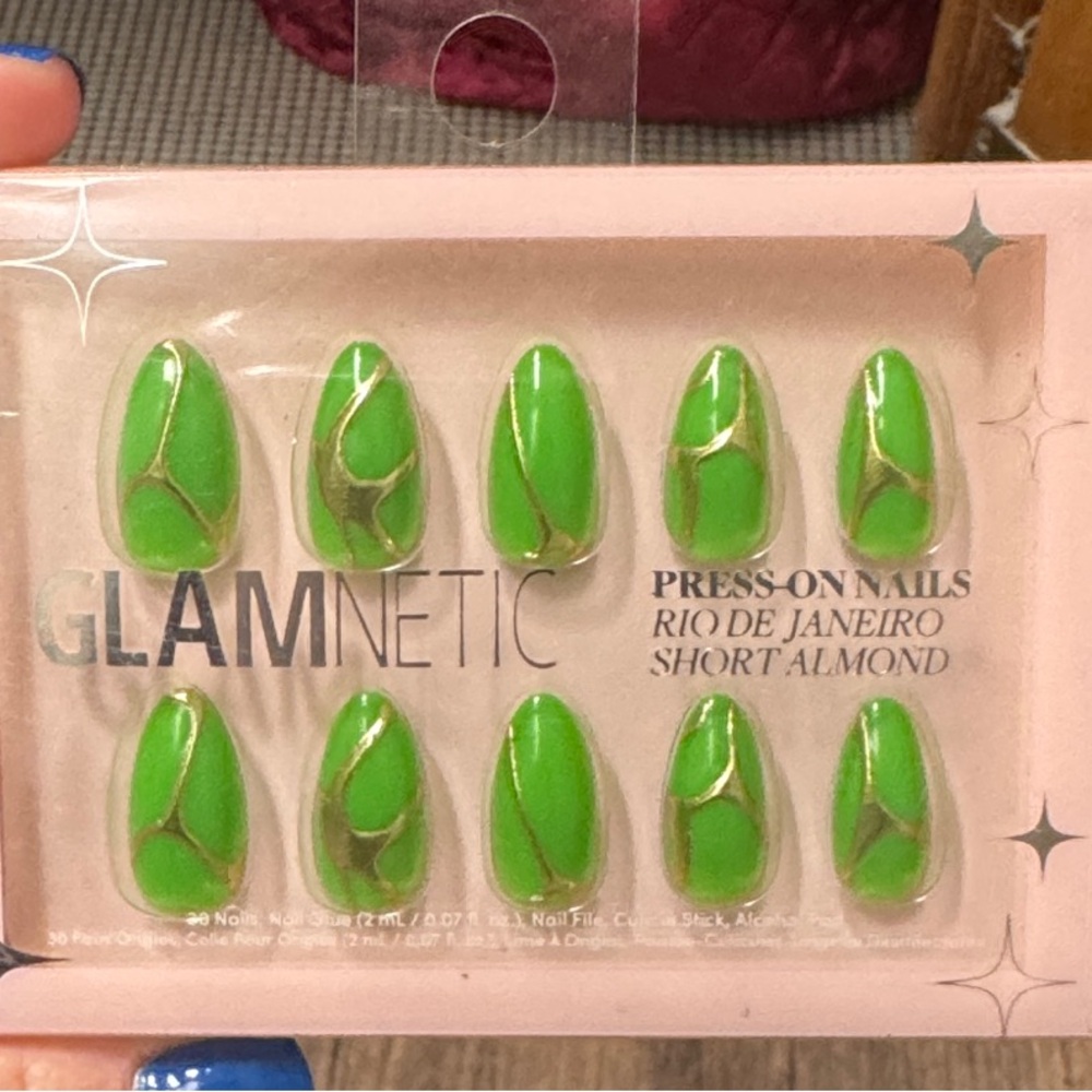 Glamnetic Rio de Janeiro Press-On Nails - Green and Gold